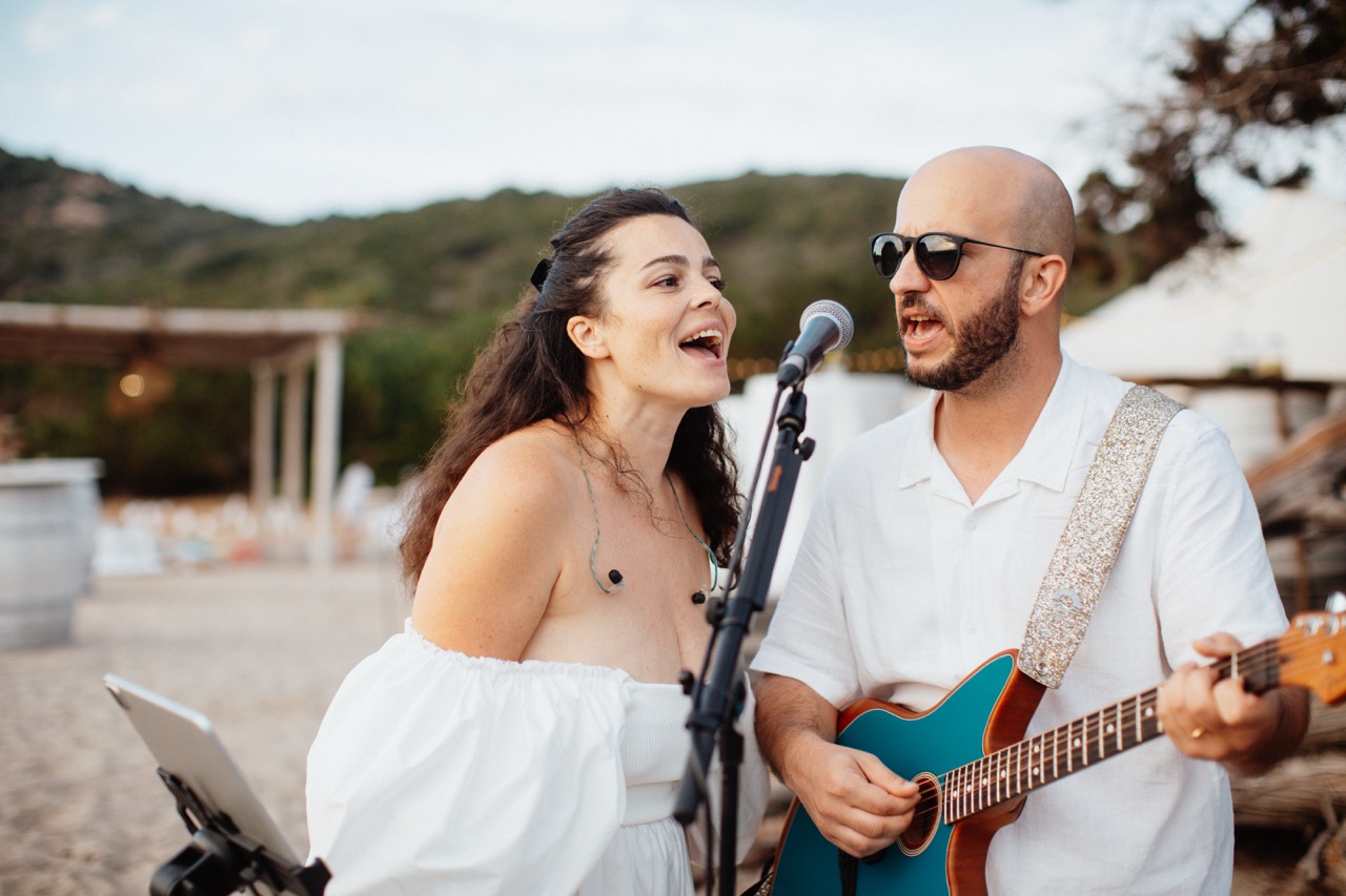 Duo live mariage Ajaccio en extérieur